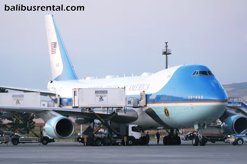 After Trump plane ruse, WHCA presses White House on press pool safeguards