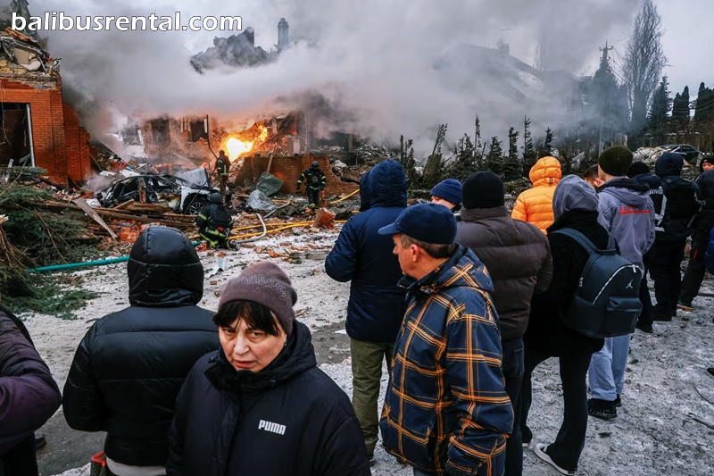 residential building damaged Kyiv, Ukraine